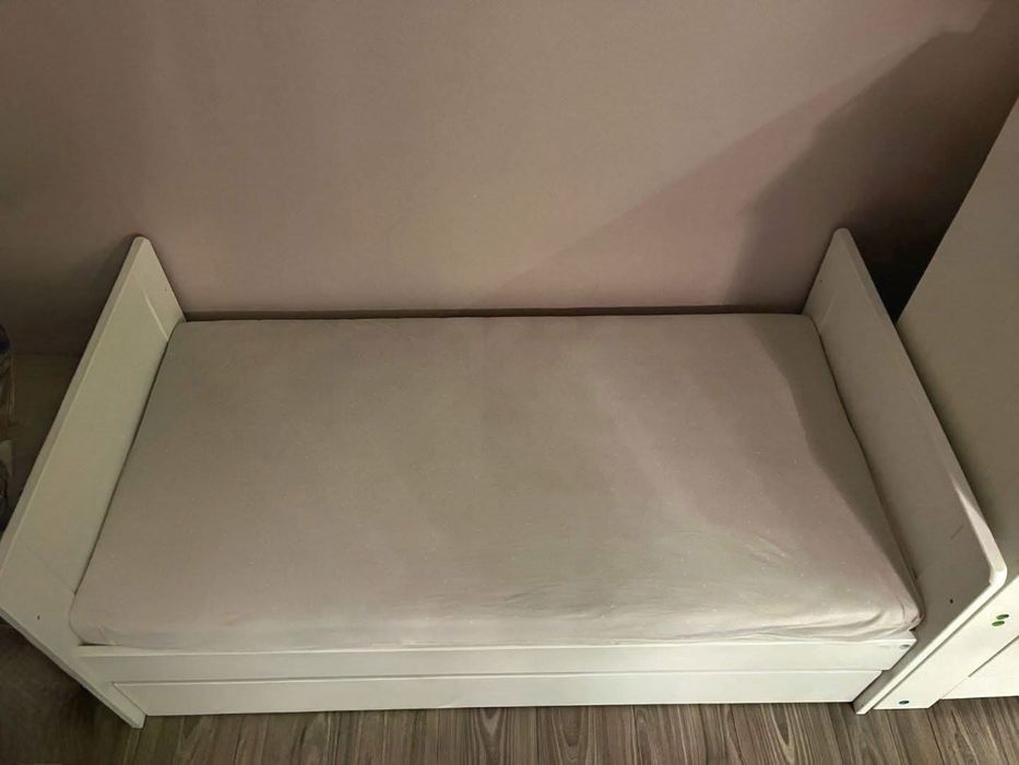 Łóżeczko tapczanik firmy Pinio