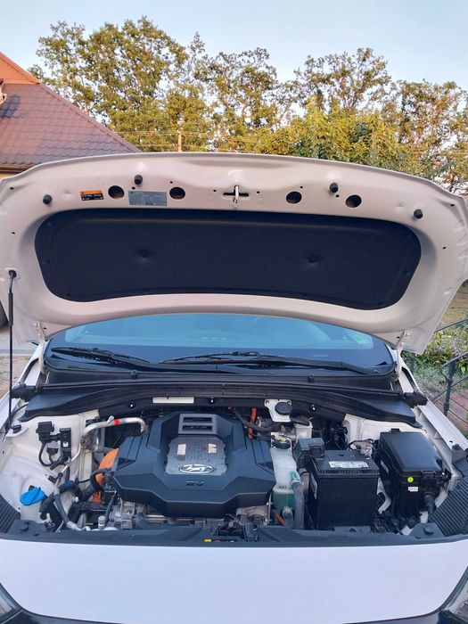 Автомобіль Hyundai Ioniq