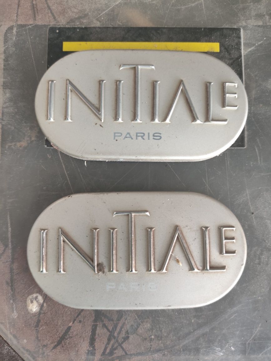 Símbolos Twingo Initiale Paris
