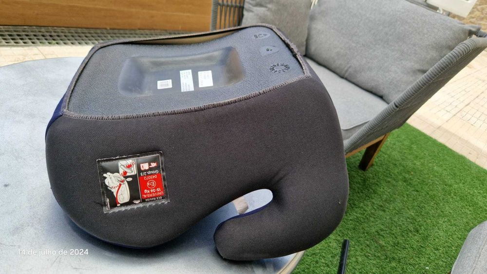 Banco de transporte de criança para automóvel