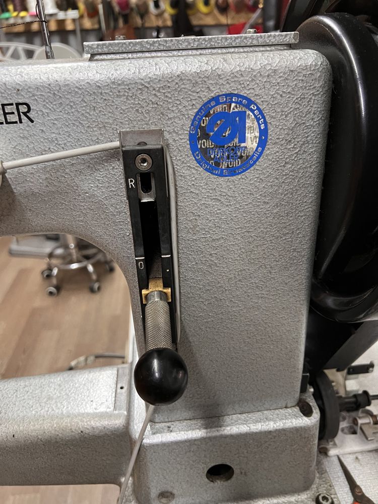 Durkopp Adler 205-370 Адлер рекавна швейна машинка.