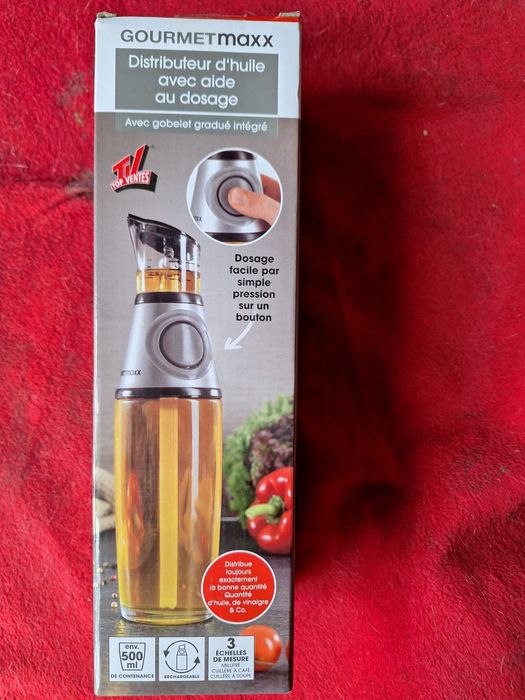 Dozownik oleju z pompą dozującą 500ml