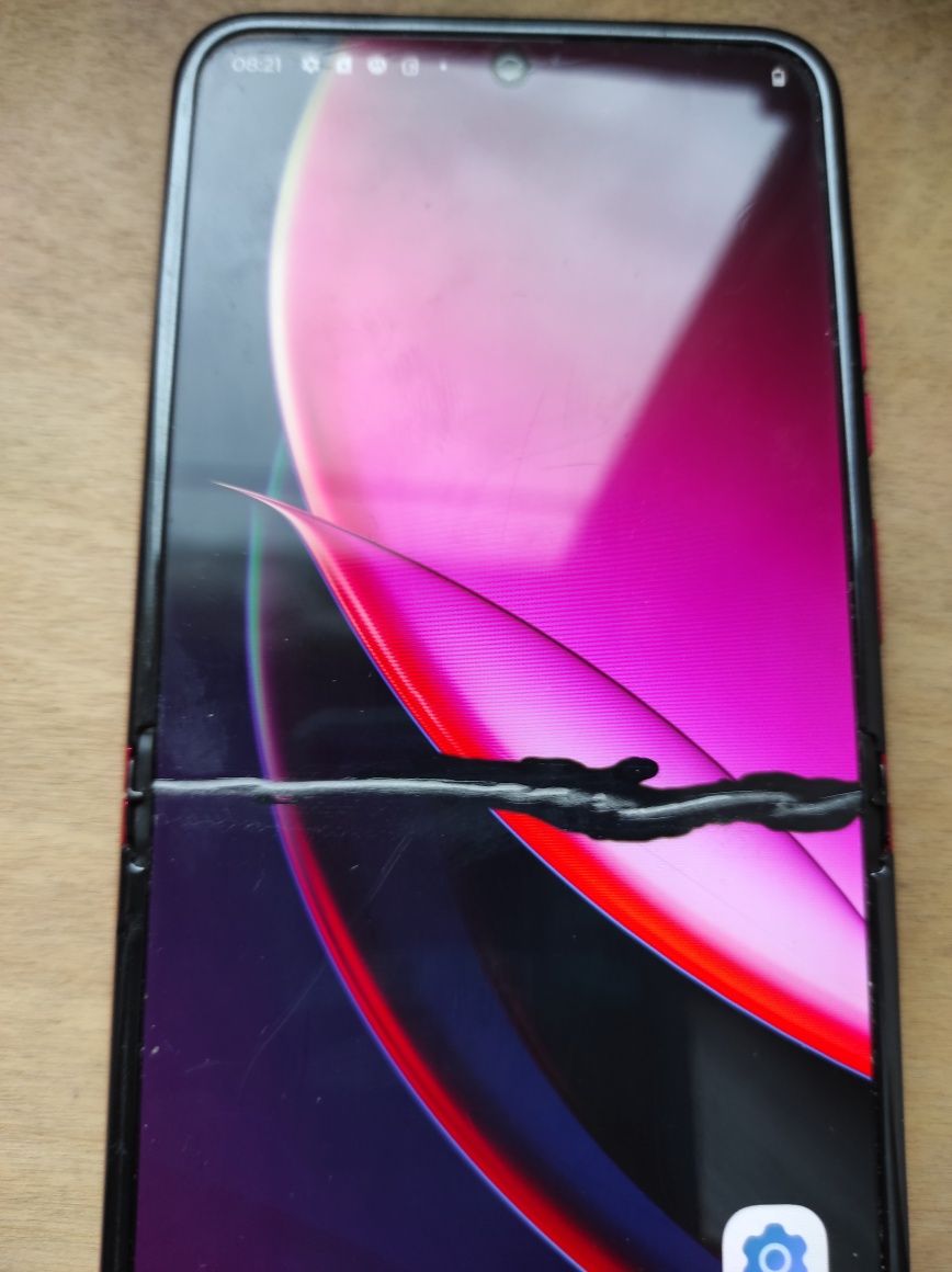 Motorola raz 40 ultra,3miesiacebw uzyciu