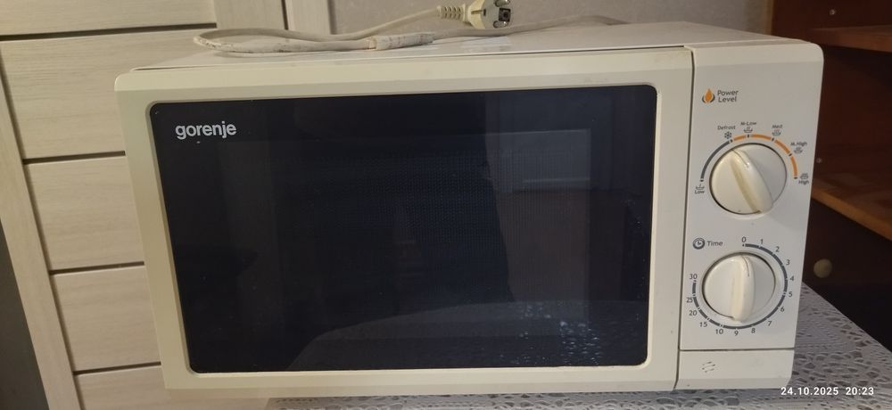 Мікрохвильова піч Gorenje