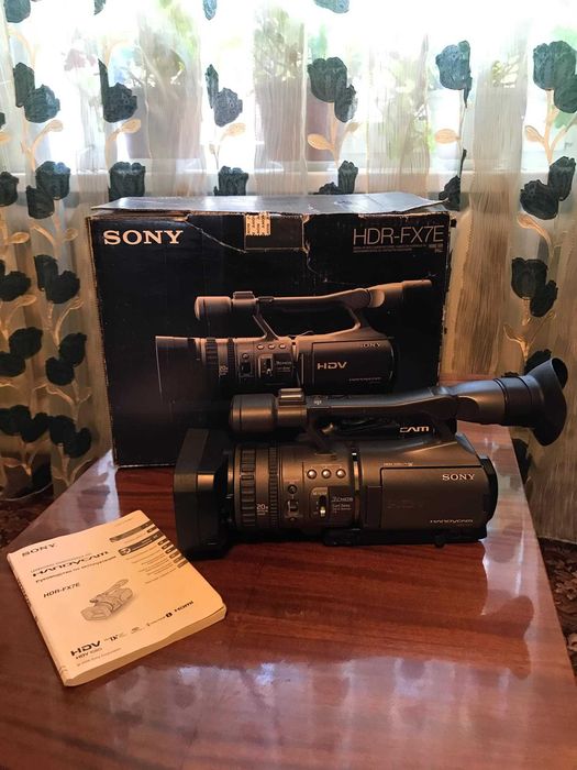 Продам відеокамеру Sony