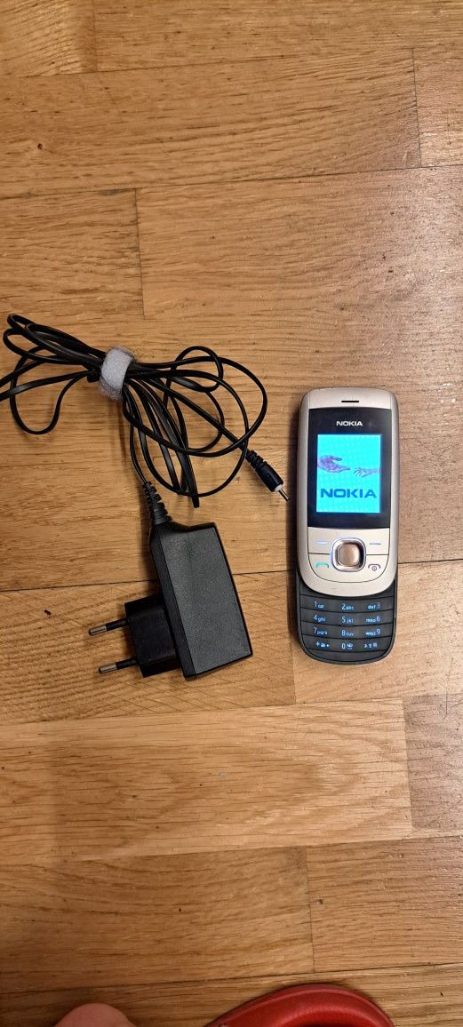 Nokia 2220s telefon komórkowy