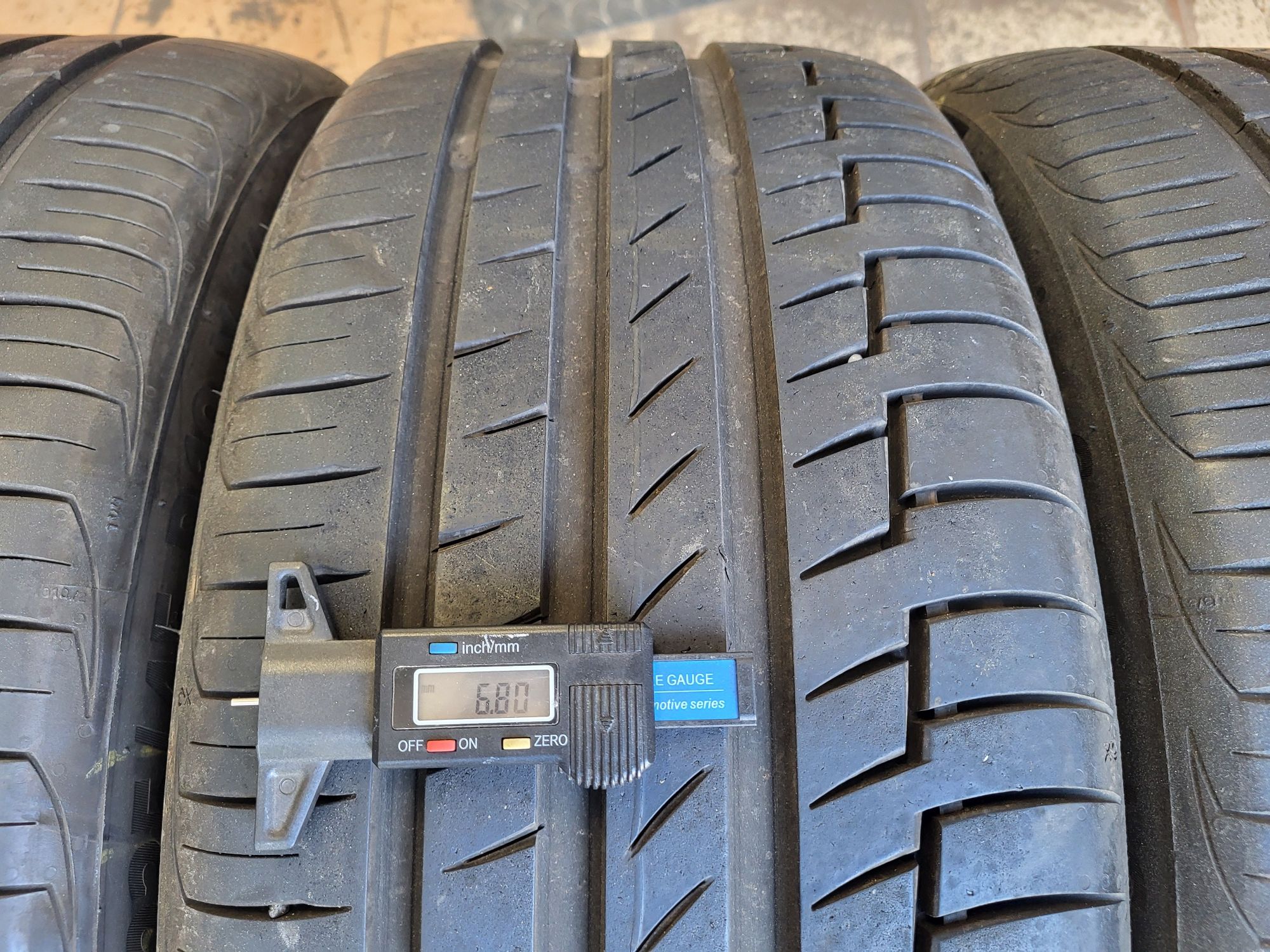 4szt Continental 235/45/18 PremiumContact 6