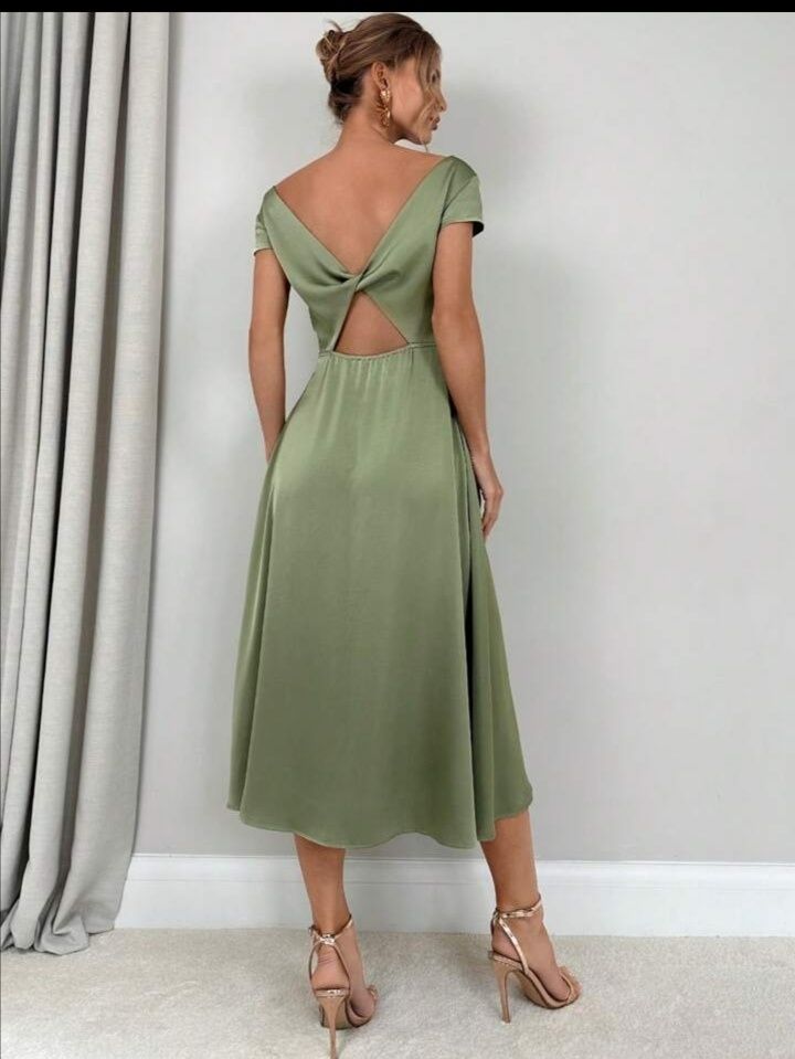 Elegancka sukienka satynowa wesele XS