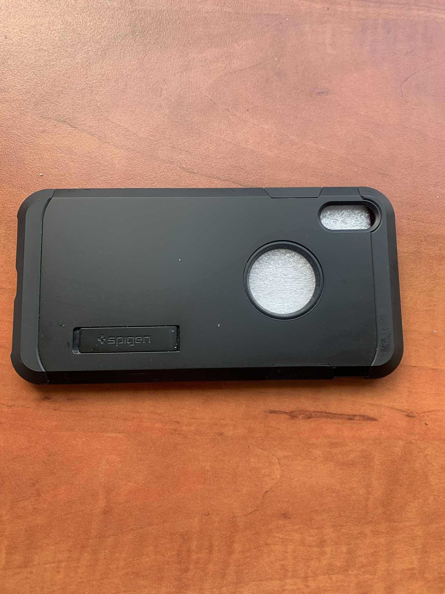 Etui SPIGEN Tough Armor do Apple Iphone  XS MAX . Czarne.