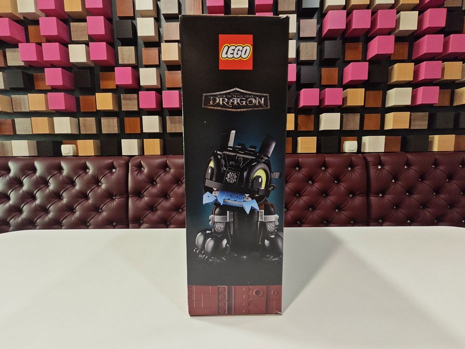 Конструктор LEGO ICONS 10375 Як приборкати дракона Беззубик