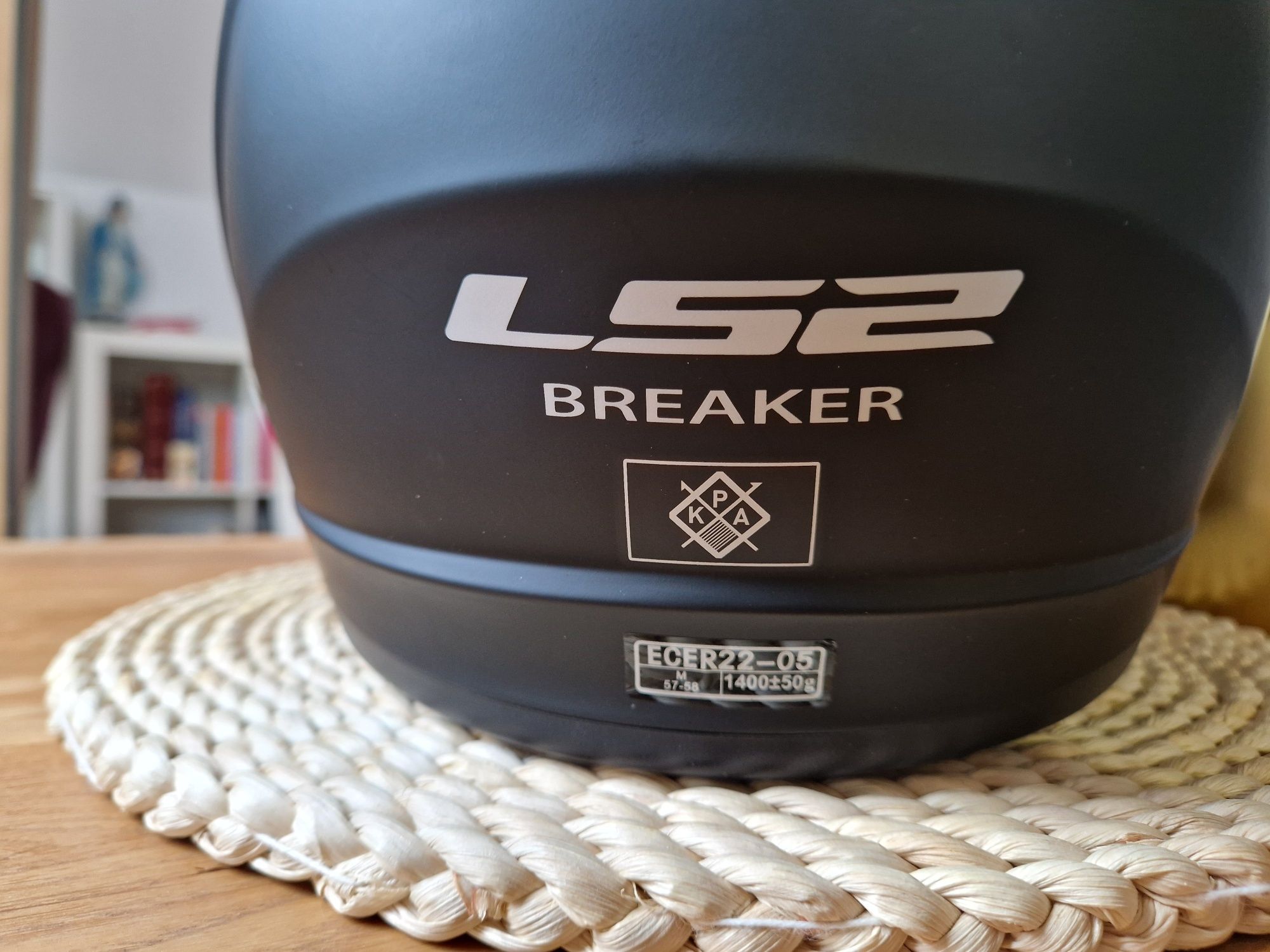Kask motocyklowy LS2 Breaker ecer 22-05 M 57-58cm
