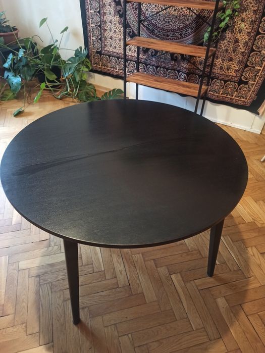 Rozkładany stół okrągły drewniany