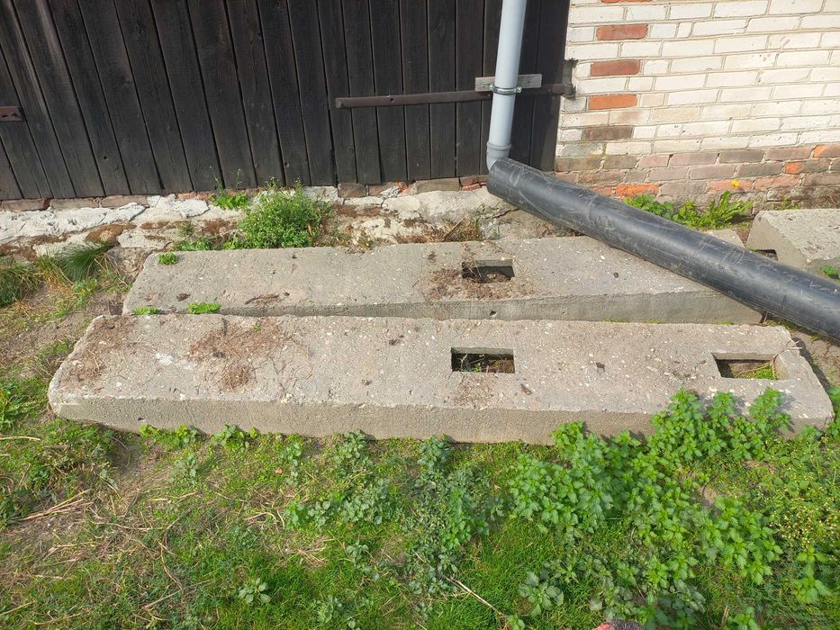 Słupy elektryczne