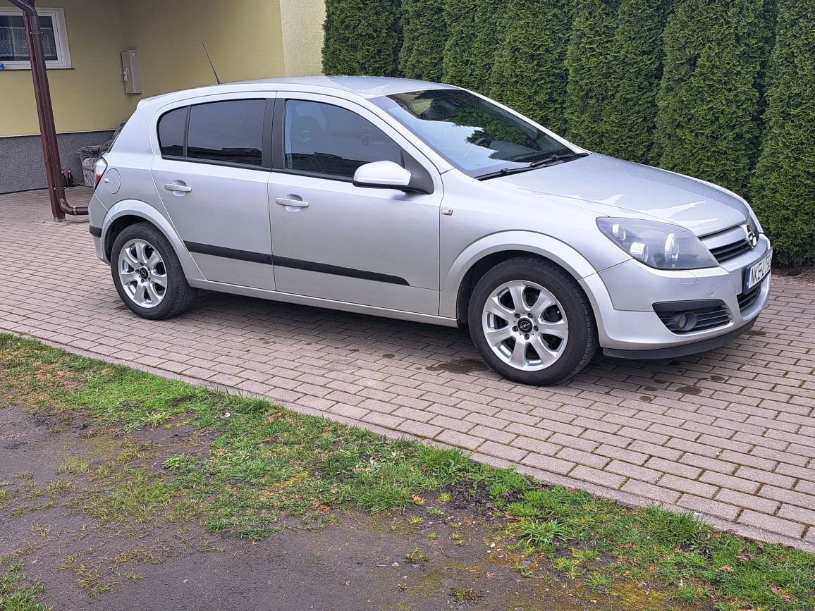 Opel Astra H 1.8