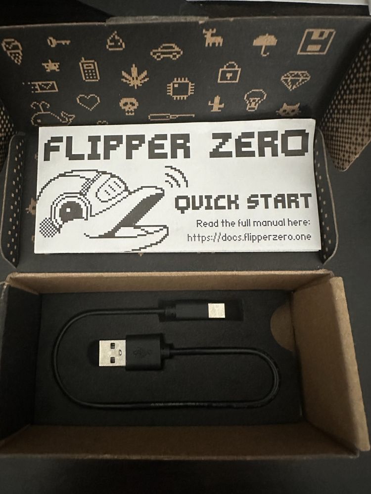 Flipper Zero pkaca de desenvolvedor