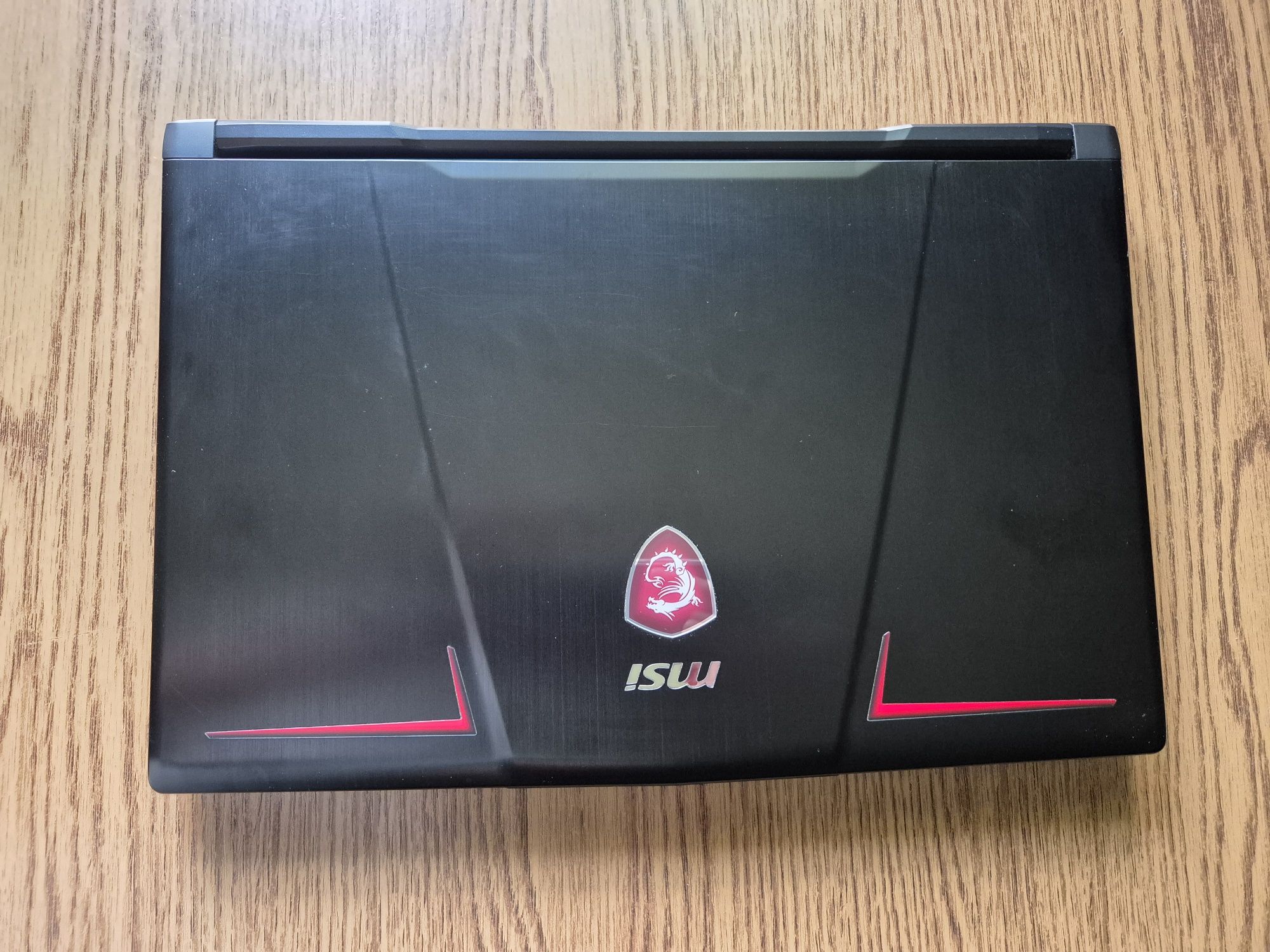Laptop: MSI GP63 Leopard 8RE