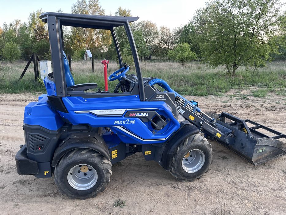 Usługi ładowarka gleboryzarka separacyjna równanie prace ziemne avant