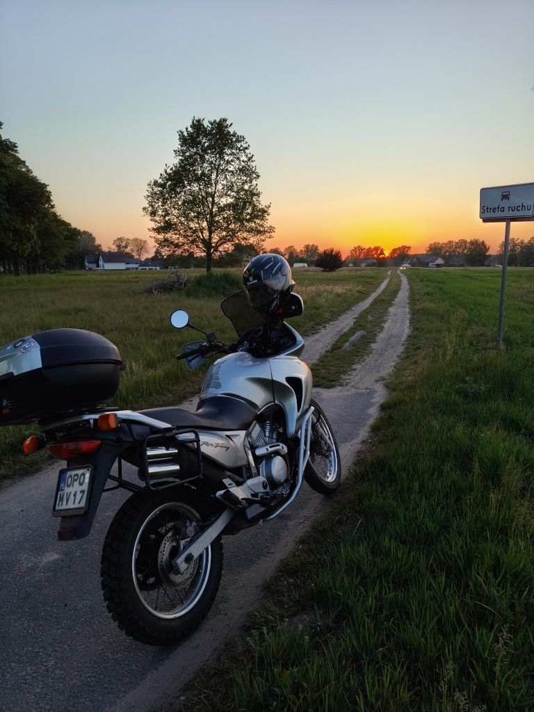 Honda Transalp 650 XL 2002r