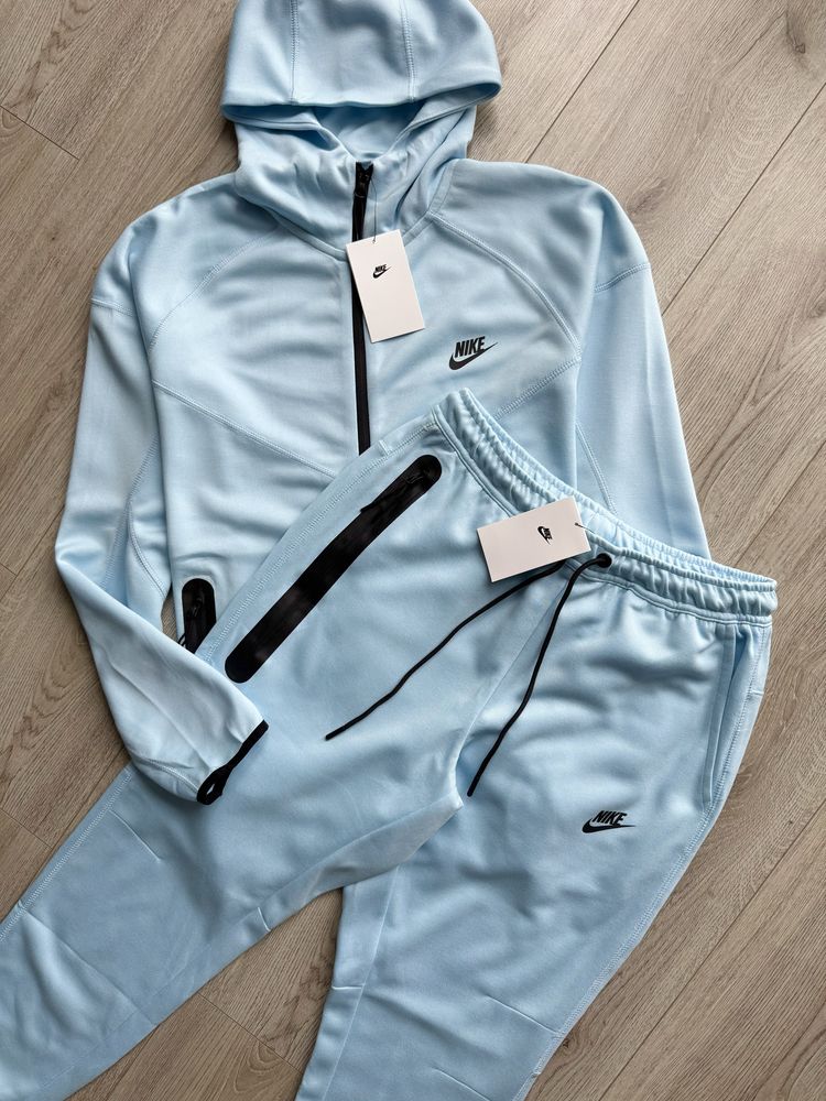 Костюм Nike Tech Fleece