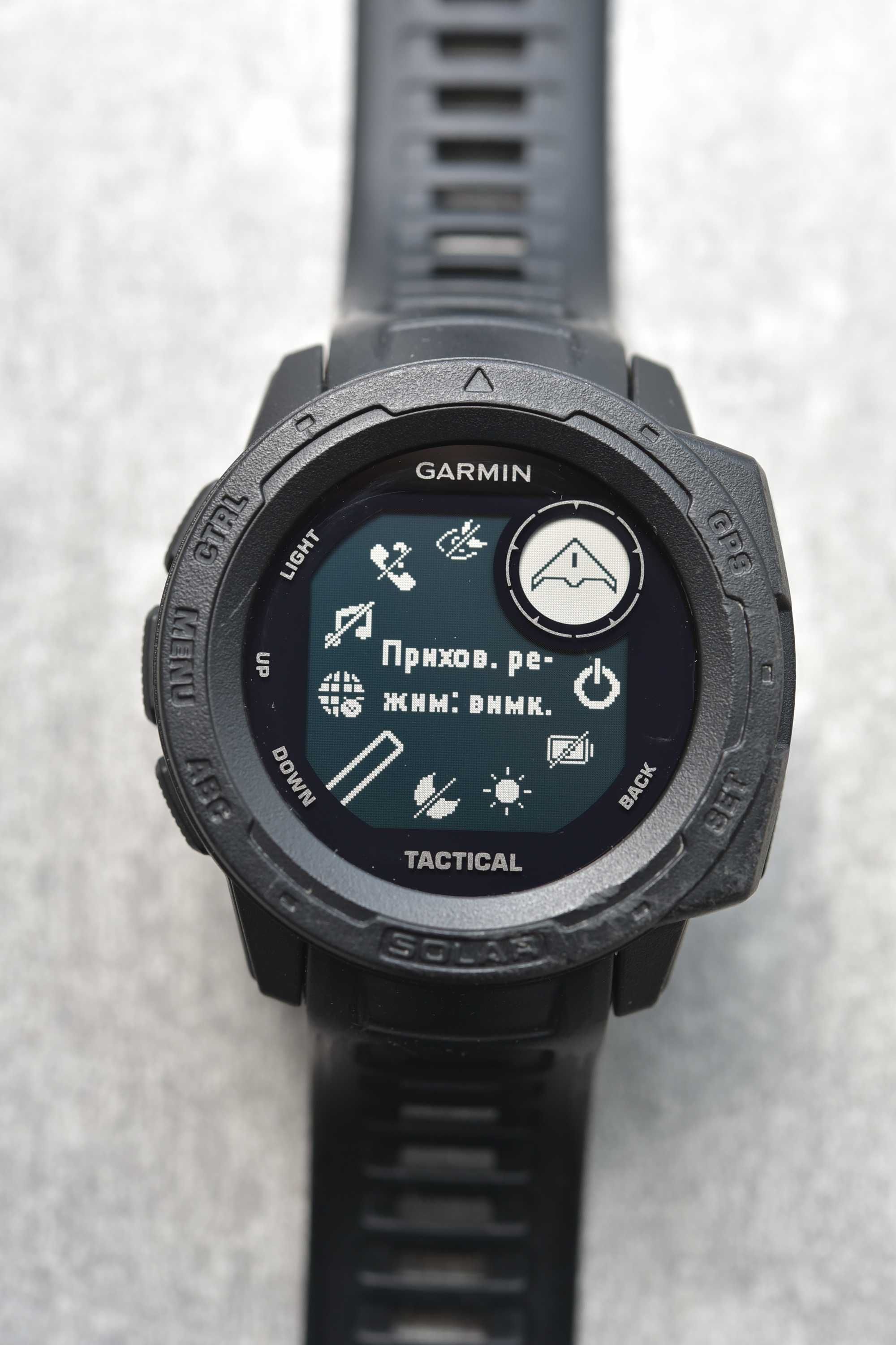 Instinct Tactical Solar чорний колір колір gps, компас