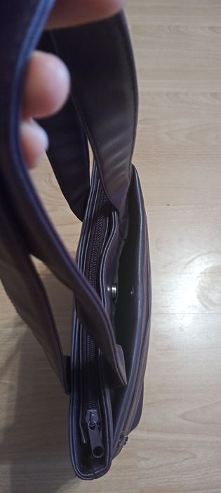 Fioletowa śliwkowa torebka