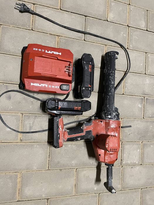 Pistolet (dozownik) do kleju Hilti CD 4- A22