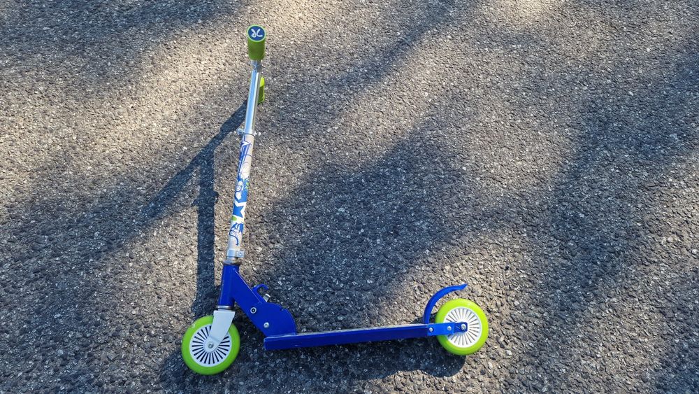 Hulajnoga dla dziecka niebieska