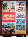 Armas e Soldados Caderneta Cromos