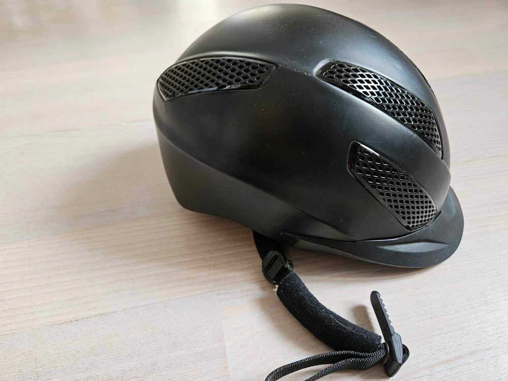 Kask jeździecki Covalliero Exite