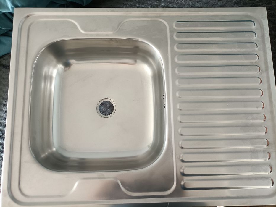 Zlewozmywak Nakładany