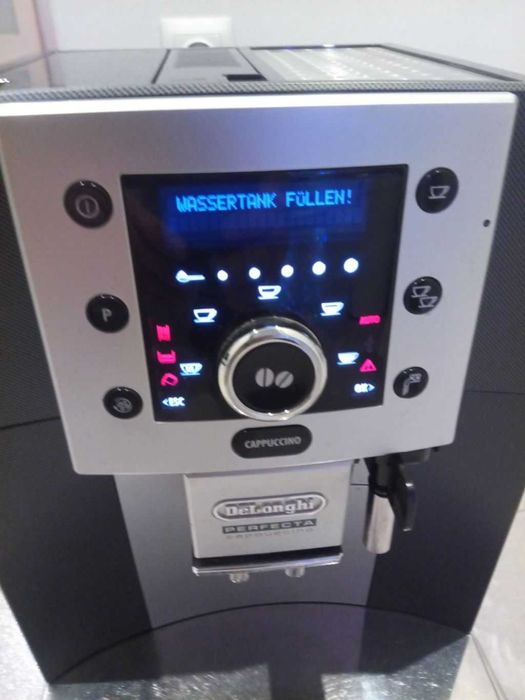 Ekspres do kawy DeLonghi Perfecta, Melitta Solo