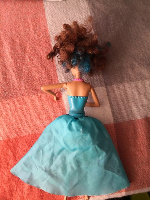 Lalka Barbie grająca