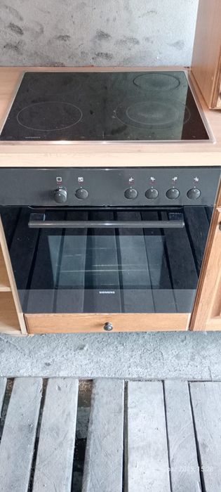 Zestaw mebli kuchennych