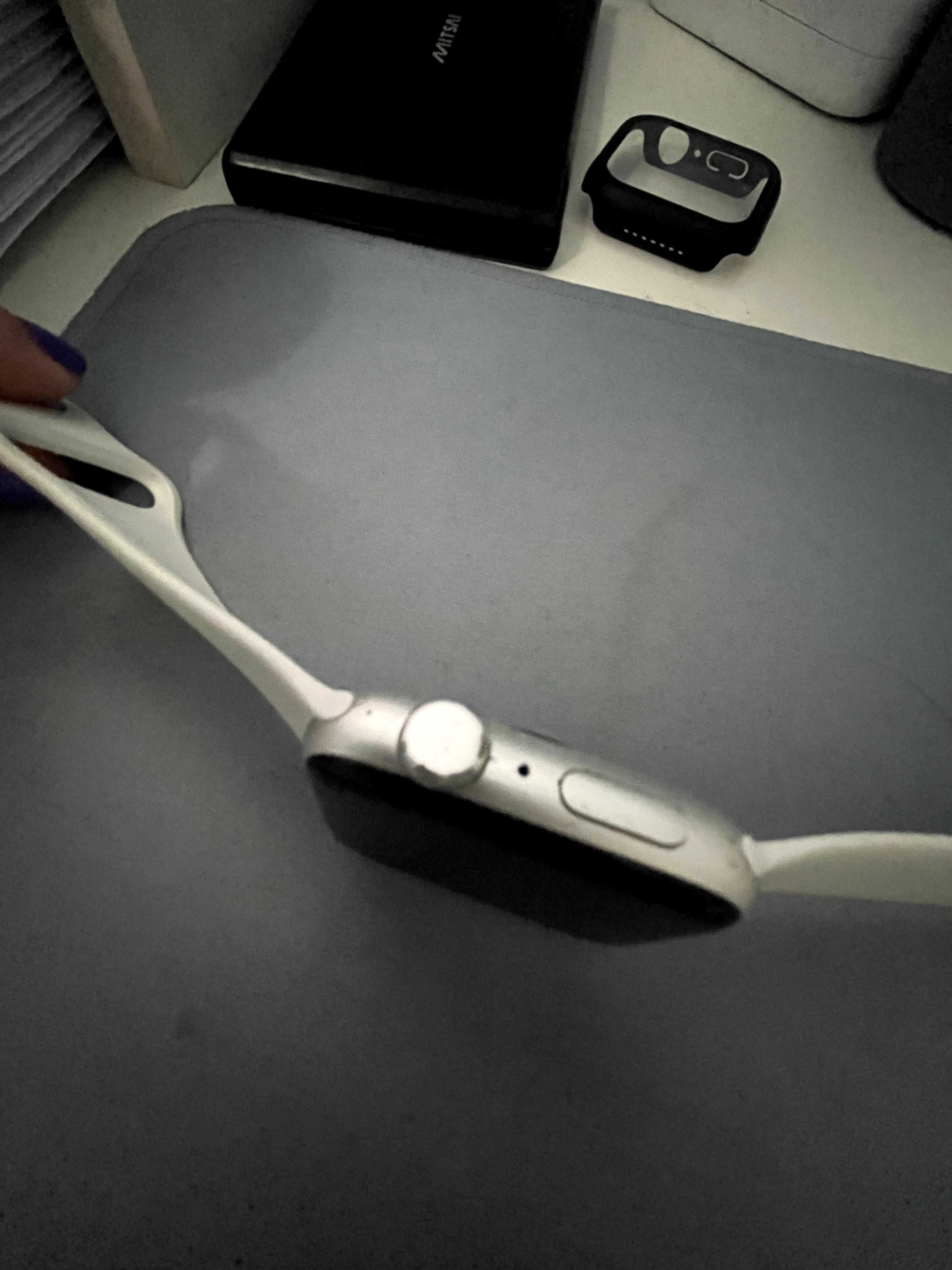 Apple Watch SE 2nd Gen 44mm