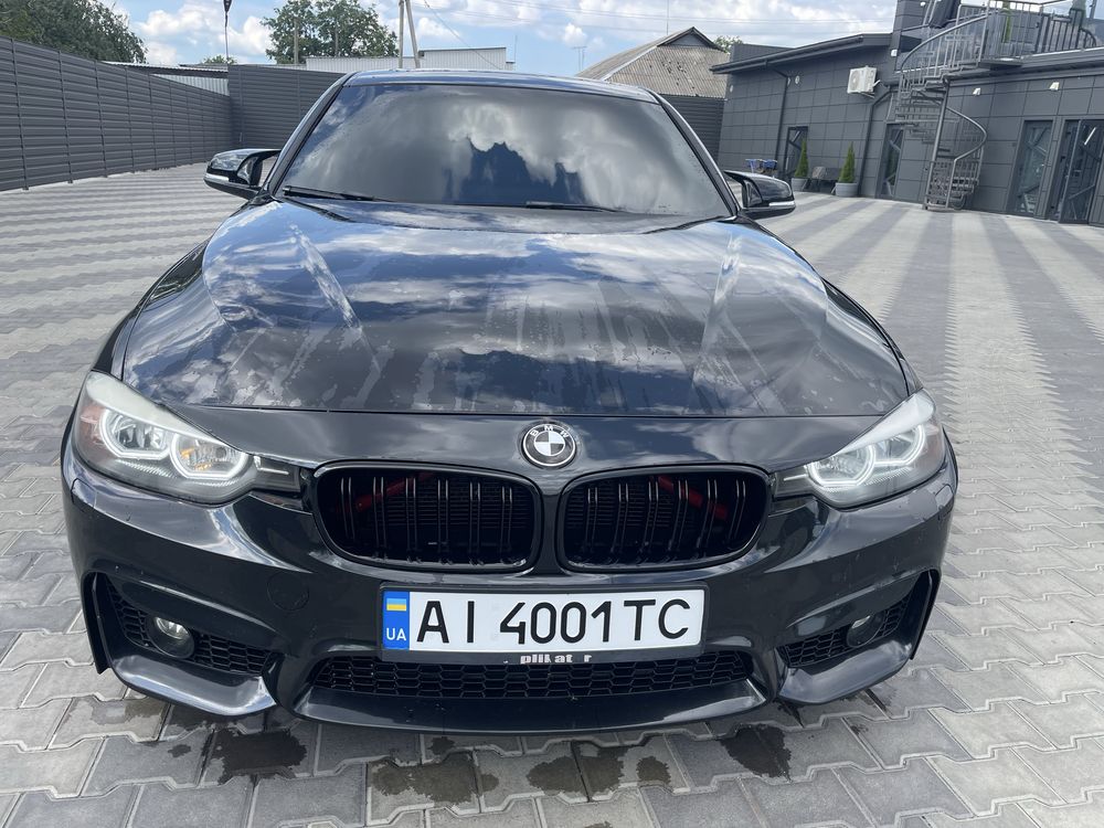 Терміново Bmw 328i x-drive f30