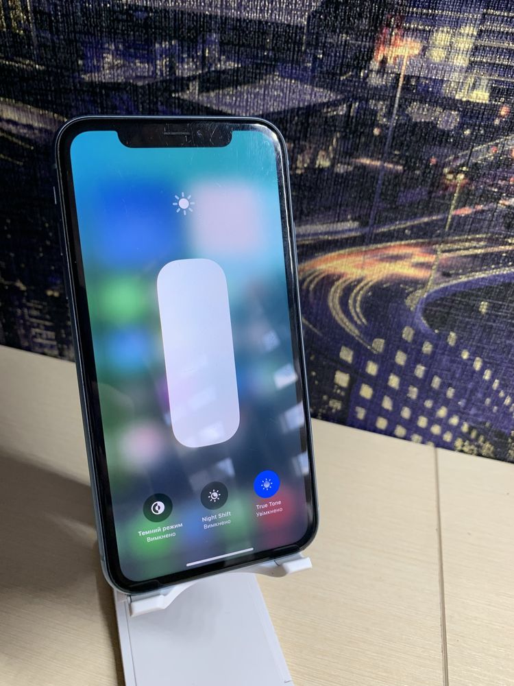Iphone XR 83% батарея