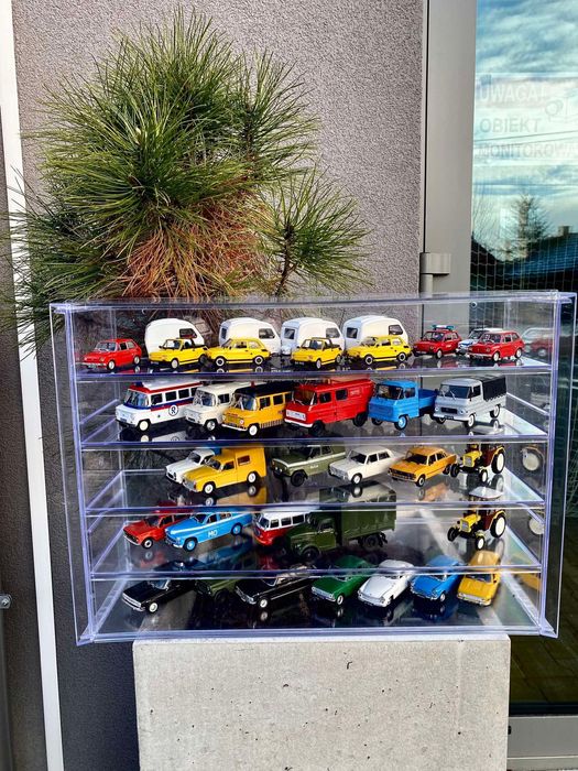 Gablotka pleksi na modele aut PRL,ciężarówki,autobusy