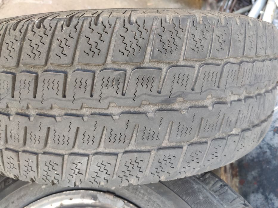Резина зима БВ 215/65R16C