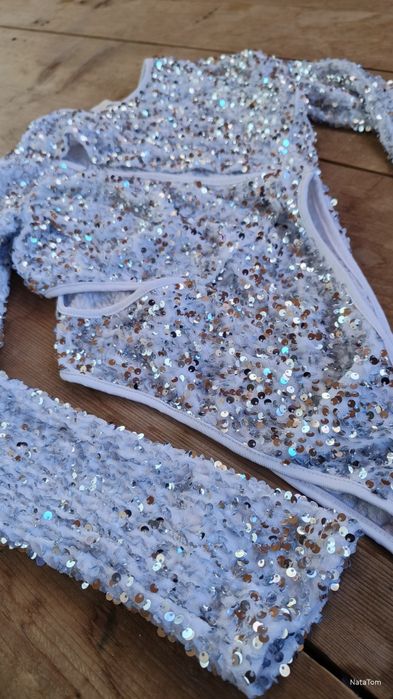 Біле боді з паєтками