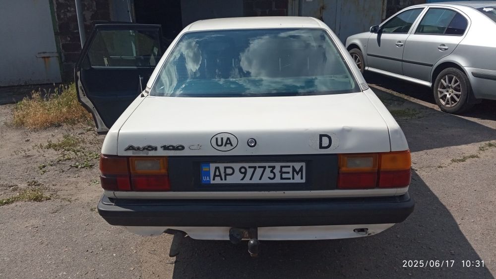 Продам авто Ауді 100