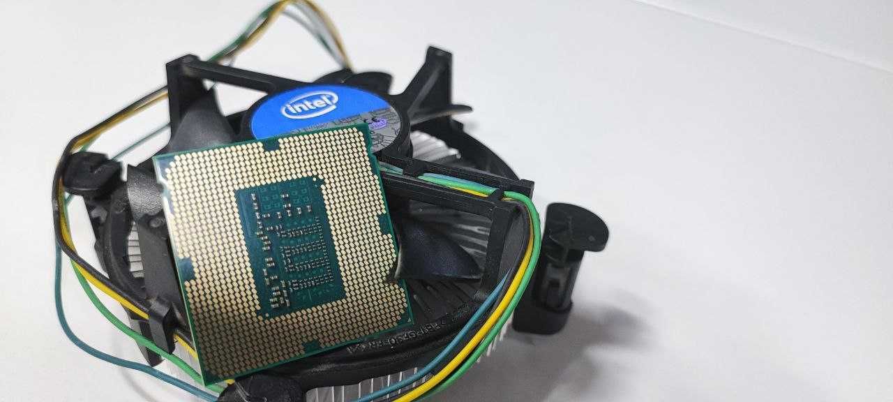 Процесор Intel Core i5-4440 3.1GHz/6MB/5GT/s SR14F)s1150 з охолодженям