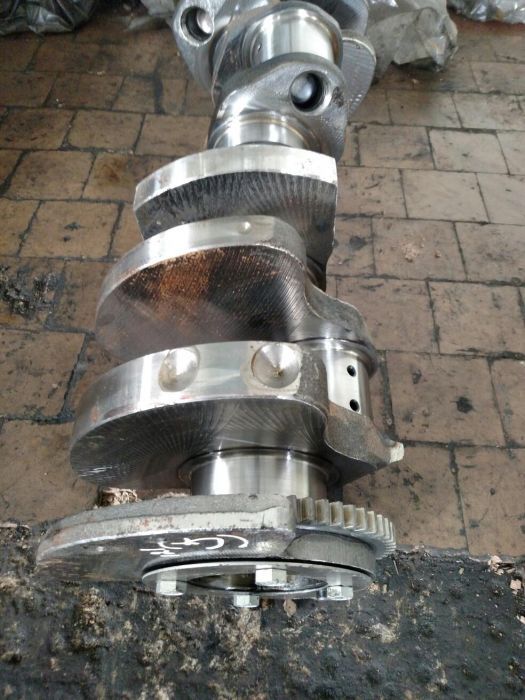 Коленвал Колінвал  камаз(радянський).є блок,головки,шатуни
