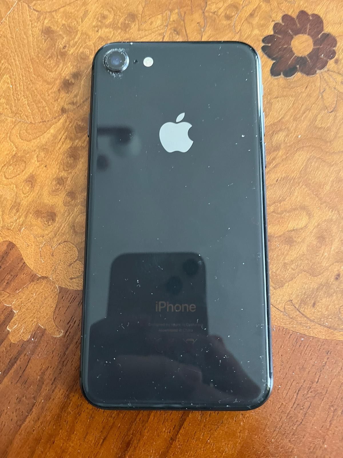 iPhone 8 100% kondycja baterii