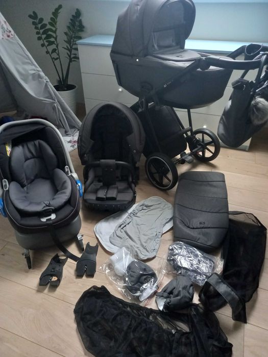 Wózek 2w1 + nosidełko z bazą + gratisy