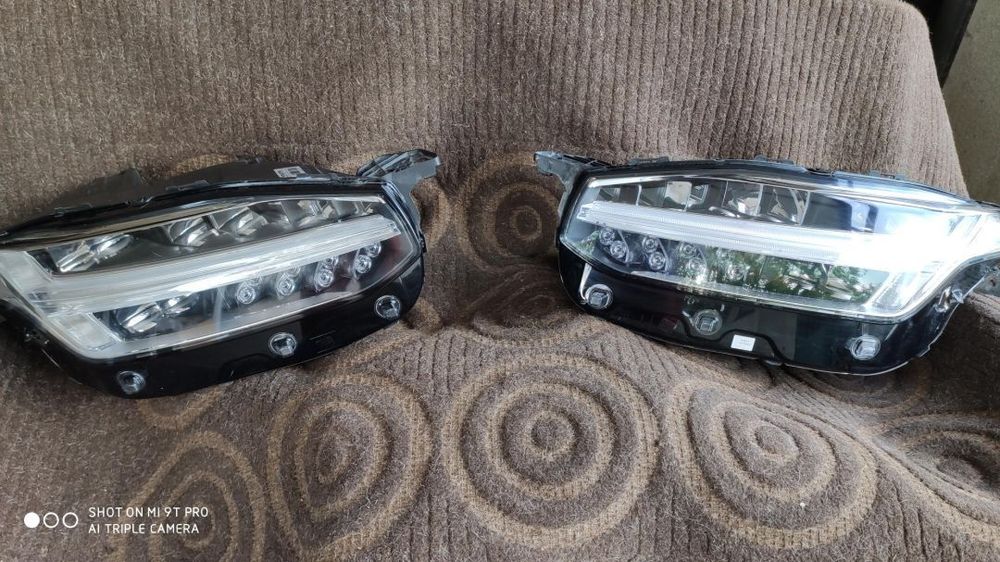 Faróis full led Volvo XC90 direcionais