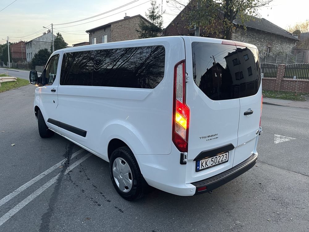 Wynajem bus 9 osobowy  Ford Custom