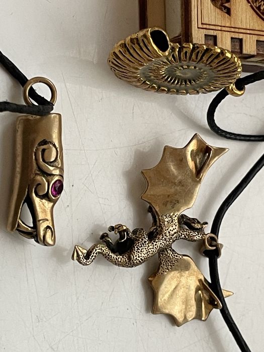 Латунь подвески кулоны - Дракон , Аммонит и голова Дракона