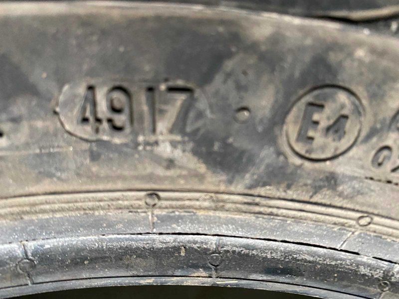 Шини літні  215/65 R 15  Continental /Шины лето Континенталь