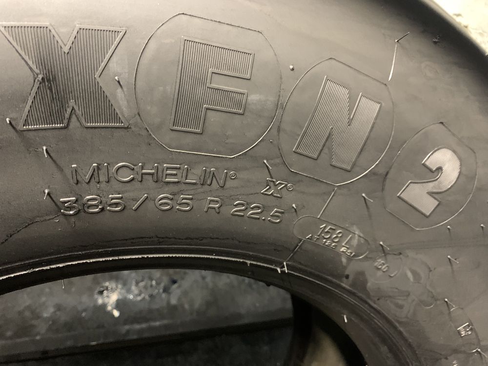 шина вантажна б/в 385/65R22,5 Michelin XFN2 (2 шт.)