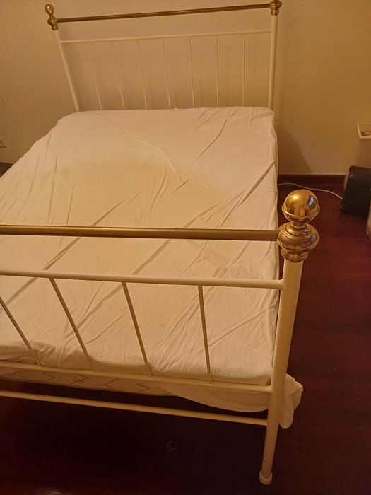 Cama ferro branca